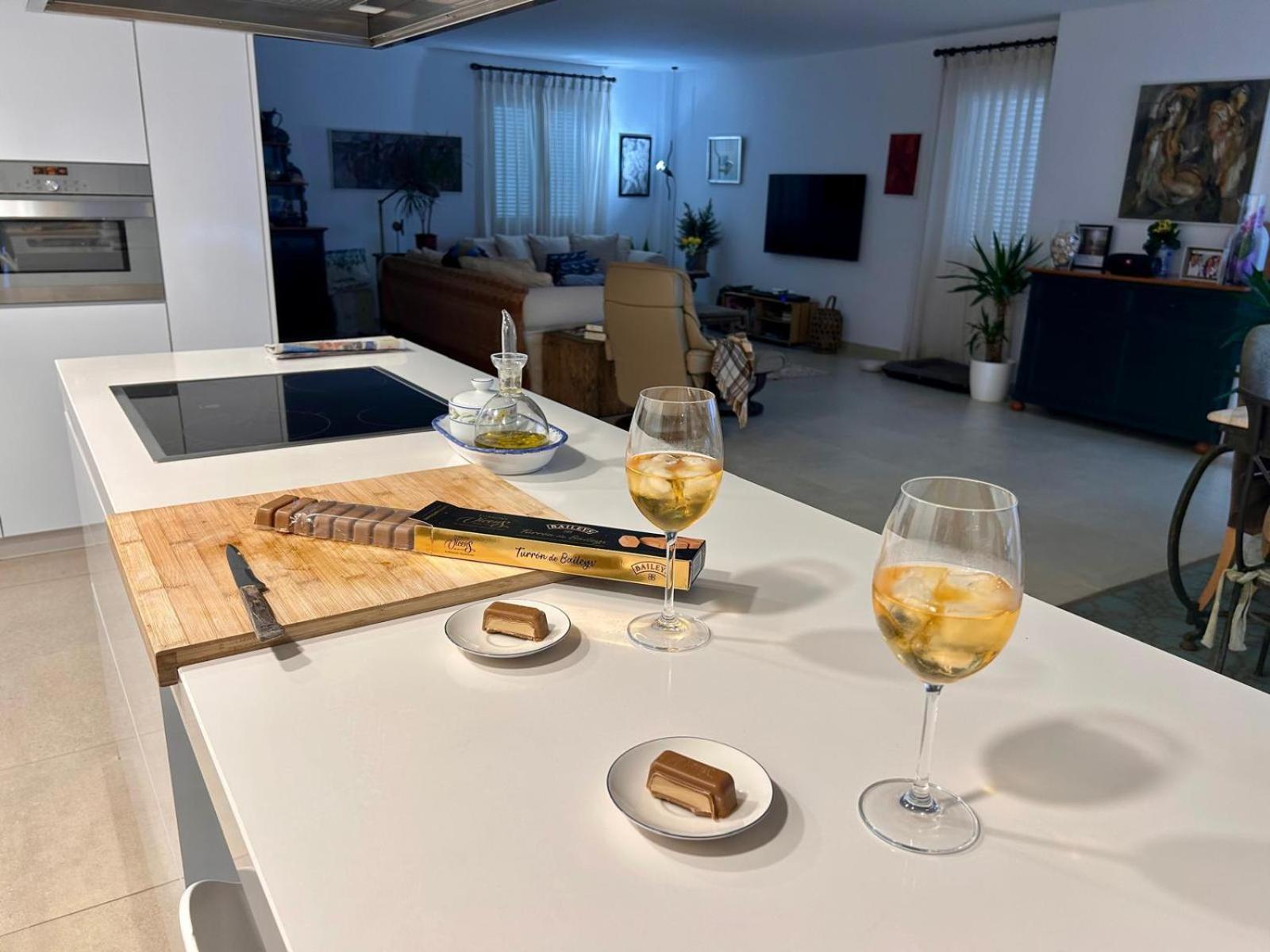 אל קאמפיו Beach House Brotonss מראה חיצוני תמונה