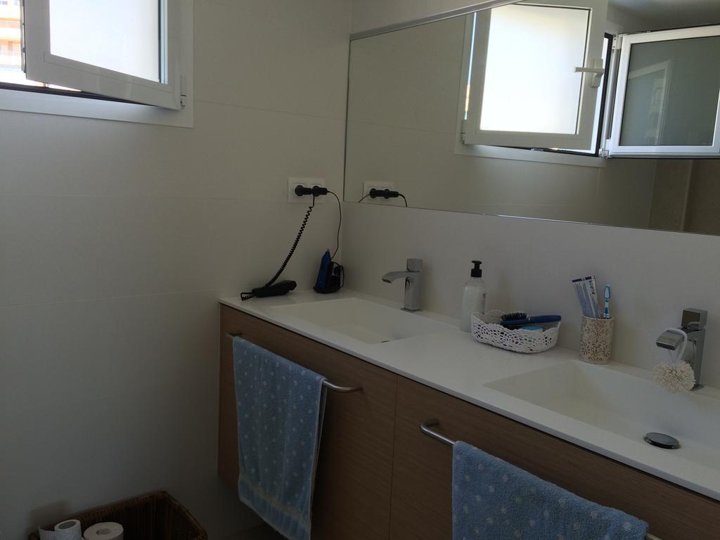 אל קאמפיו Beach House Brotonss מראה חיצוני תמונה