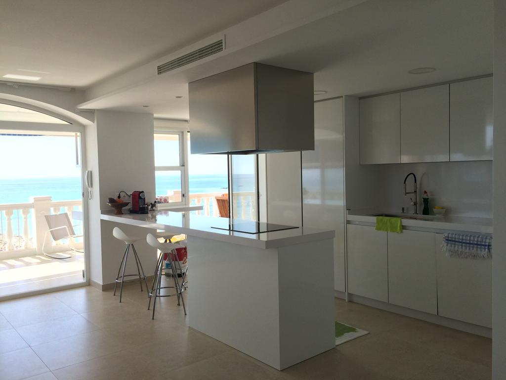 אל קאמפיו Beach House Brotonss מראה חיצוני תמונה